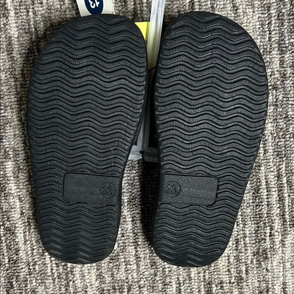 All in Motion Black Kids Slide Sandals Set Size 13